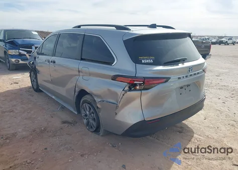 2021 Toyota Sienna Xle z USA, uszkodzony, nr VIN 5TDYRKEC4MS024084